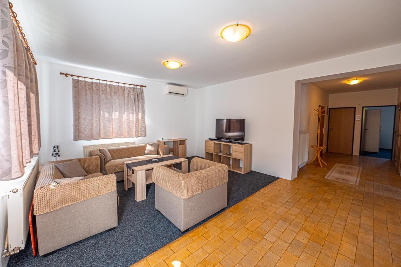 Xlsuite Apartment Comfort Piest'any Ngoại thất bức ảnh