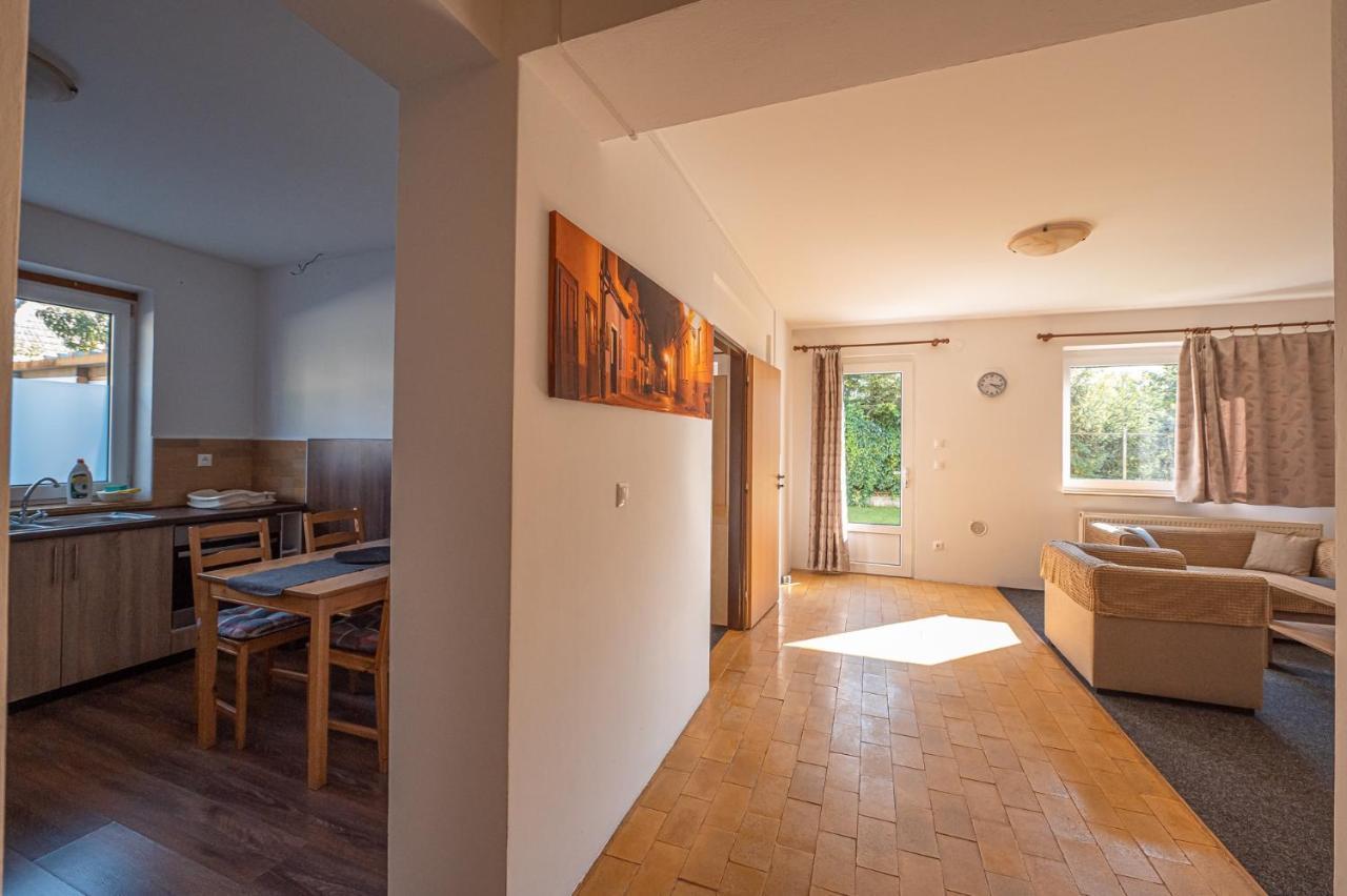 Xlsuite Apartment Comfort Piest'any Ngoại thất bức ảnh